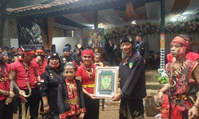 Patriot Siliwangi Sejati Serahkan Wangsit Siliwangi ke suku Dayak